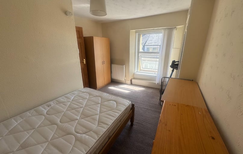 Waterloo Street, TF, North Hill, Plymouth - Image 1